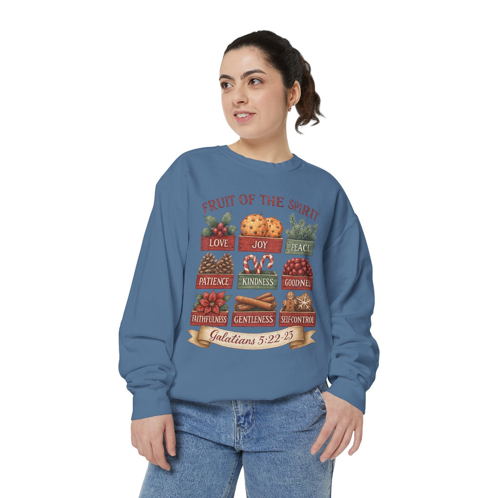 Christmas Christian sweatshirt with nine vintage crates of holly, oranges, pine, pinecones, candy canes, berries, poinsettia, cinnamon and gingerbread labeled with the fruit of the spirit