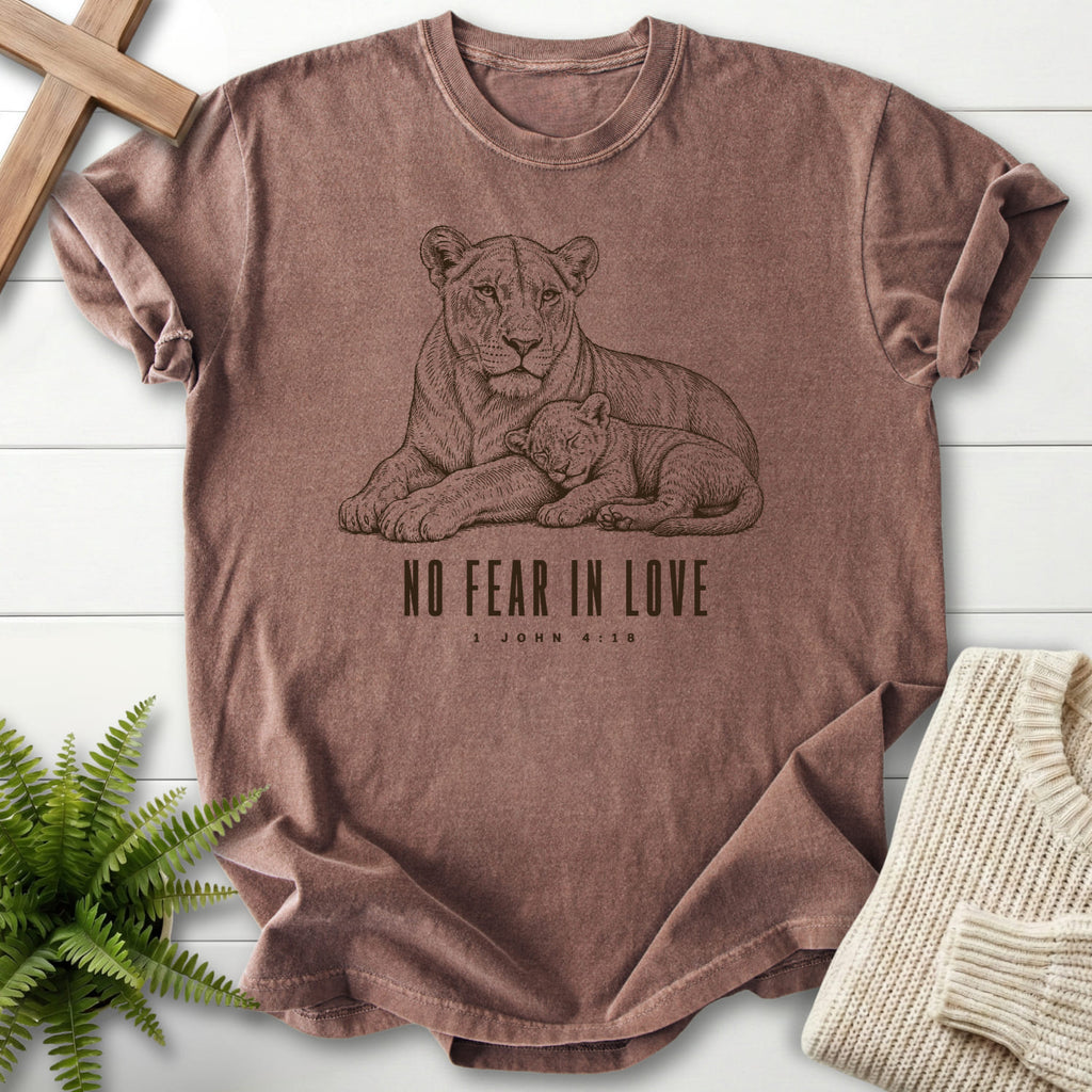 Espresso color option for the No Fear in Love women's Christian tee with "No Fear in Love T-Shirt" 1 John 4:18.